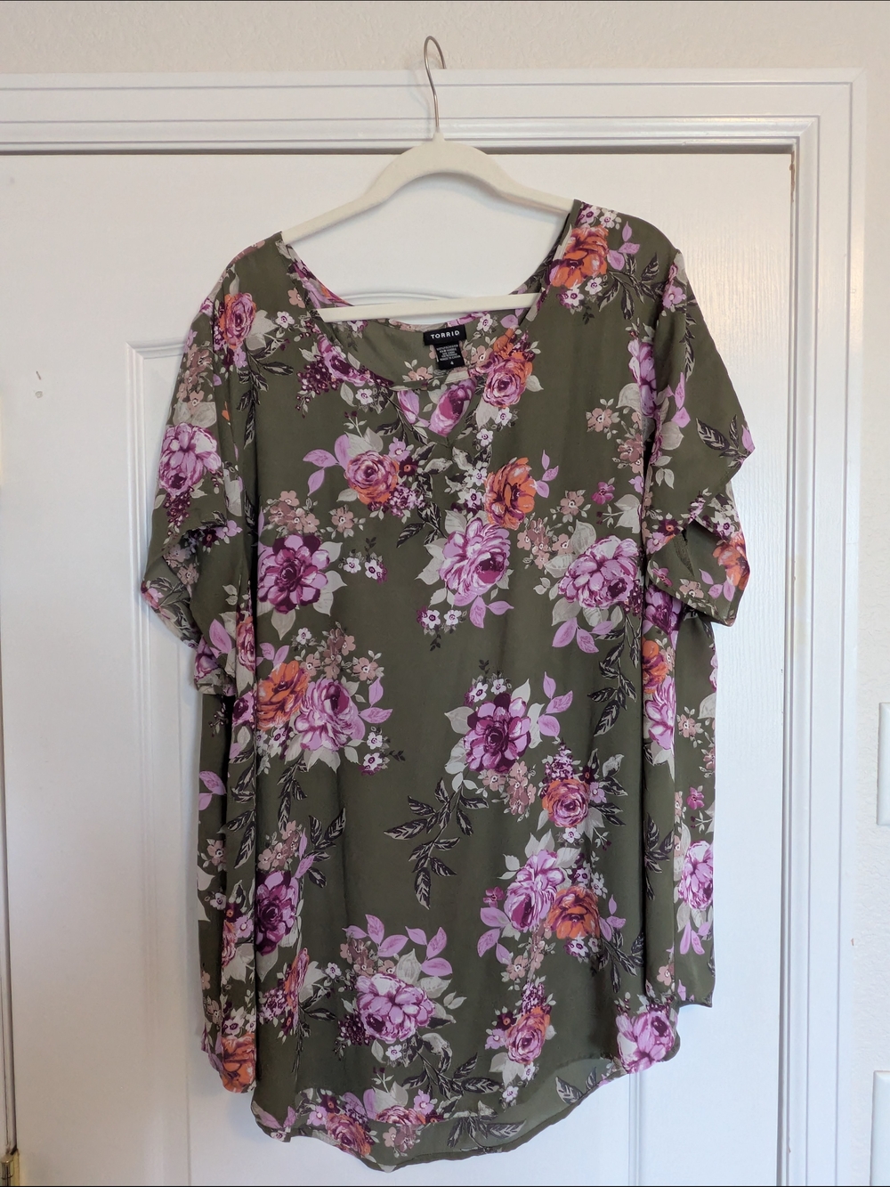 torrid Olive Floral V-Neck Tunic with Pink & Orange Flowers